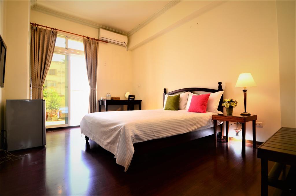 East Of Love Homestay Città di Hualien Esterno foto